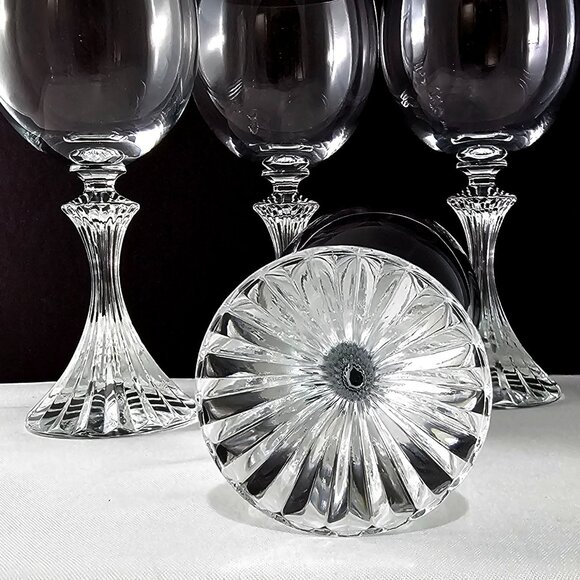 Mikasa Ritz Crystal Wine Glasses 6" set/4 ribbed stem goblets sleek elegant 1997 - Picture 4 of 10